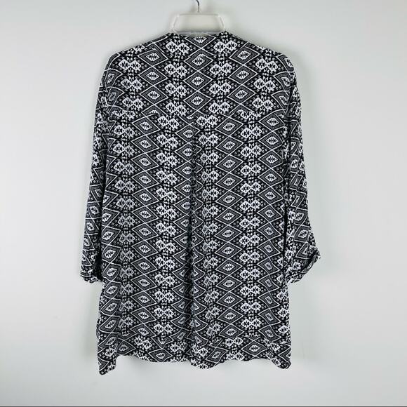 Hollister black white tribal southwest geometric lightweight cardigan top medium - Picture 9 of 9